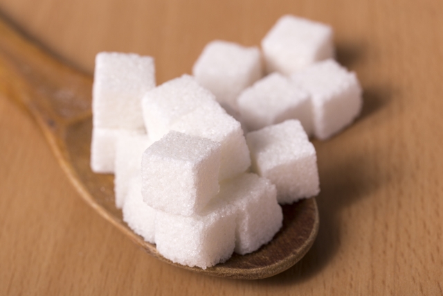 精製白砂糖と人工甘味料(アスパルテーム)が引き起こす精神疾患と腸内環境の悪化
